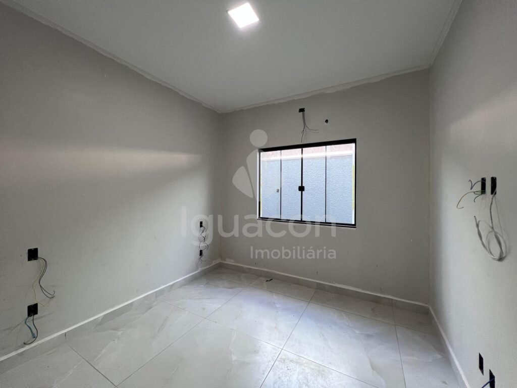 17478561701261747856168780quarto.jpg